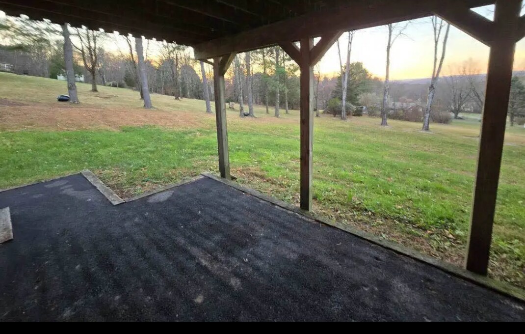 167 Jean Dr in Brodheadsville, PA - Building Photo