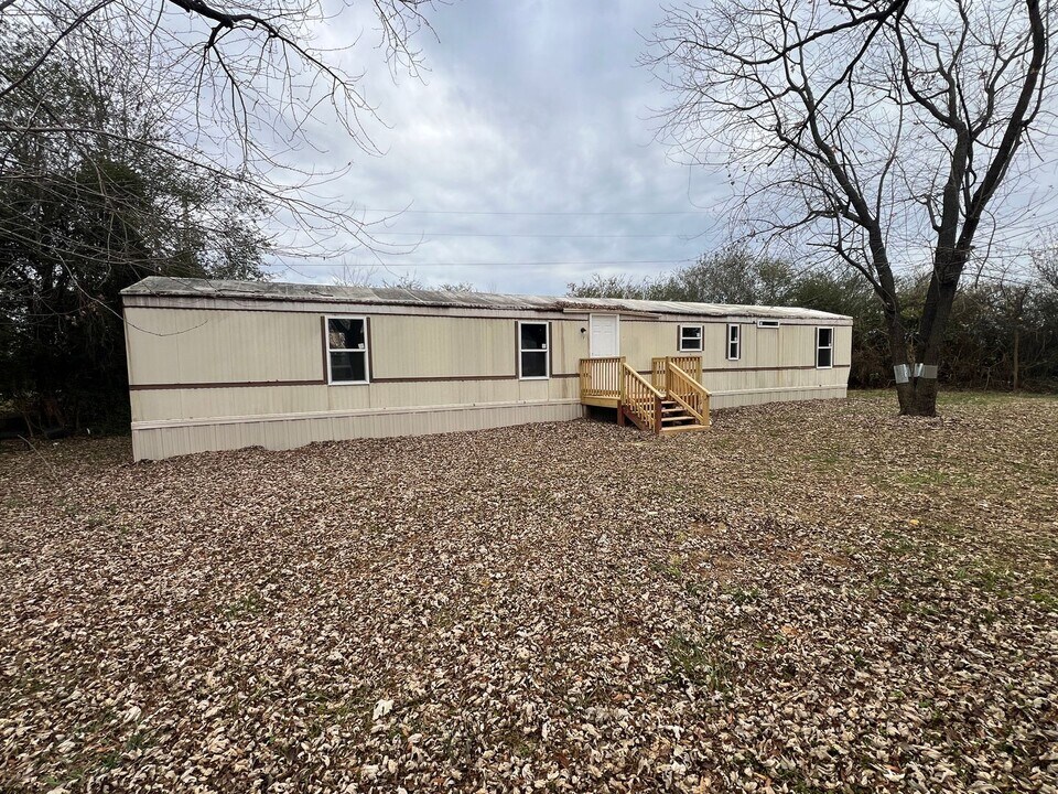 2004 Kimmac Ln in Waxhaw, NC - Building Photo