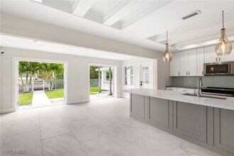 27296 Buccaneer Dr in Bonita Springs, FL - Building Photo - Building Photo