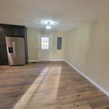 8095 Nashville Hwy in Baxter, TN - Building Photo - Building Photo