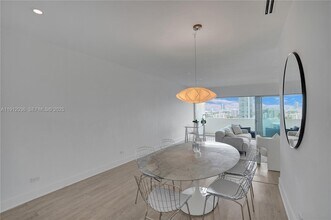 3 Island Ave in Miami Beach, FL - Building Photo - Building Photo