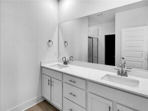 201 Collie Ave in Lowell, AR - Building Photo - Building Photo