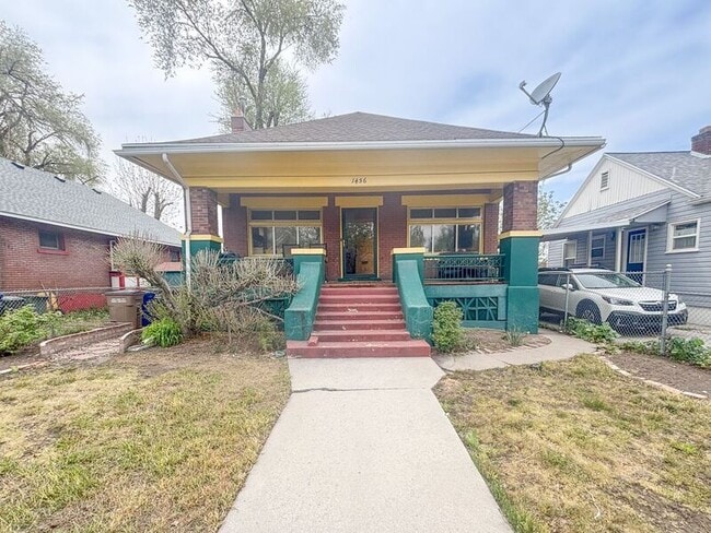 property at 1456 S Edison St