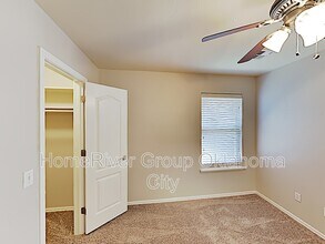 2708 Busheywood Dr in Yukon, OK - Building Photo - Building Photo