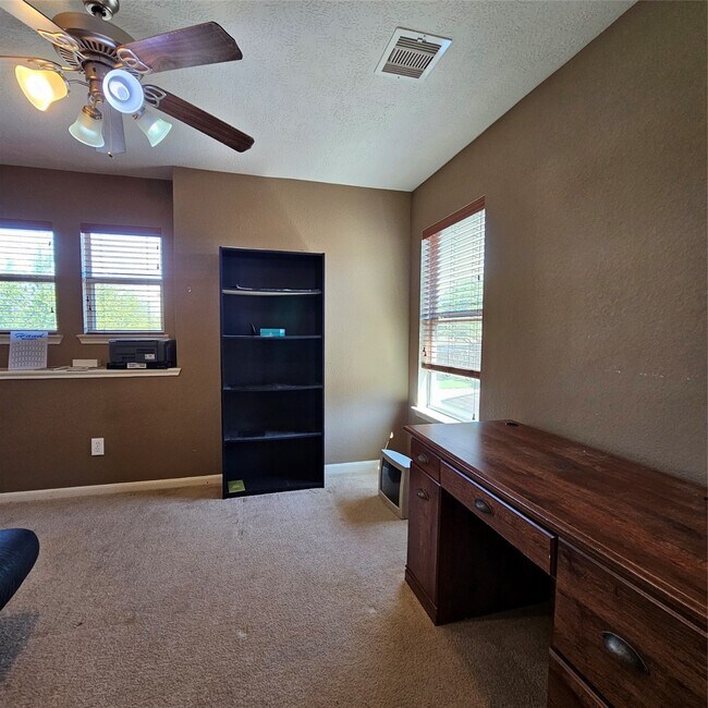 property at 11727 Madison Oak St