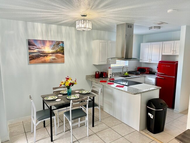 property at 1625 Rebecca St