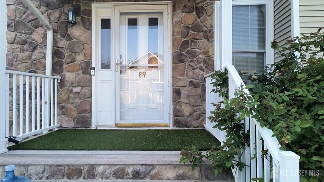 property at 89 Chariot Ct