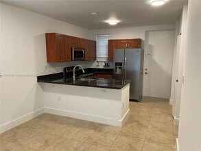 2845 Coconut Ave in Miami, FL - Building Photo - Building Photo