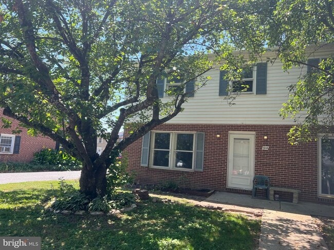 property at 314 Franklin St