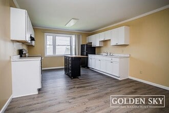 1925 W Jackson St in Muncie, IN - Building Photo - Building Photo