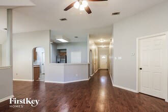 21538 Forest Colony Dr in Porter, TX - Building Photo - Building Photo