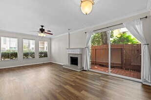 2100 Tanglewilde St in Houston, TX - Building Photo