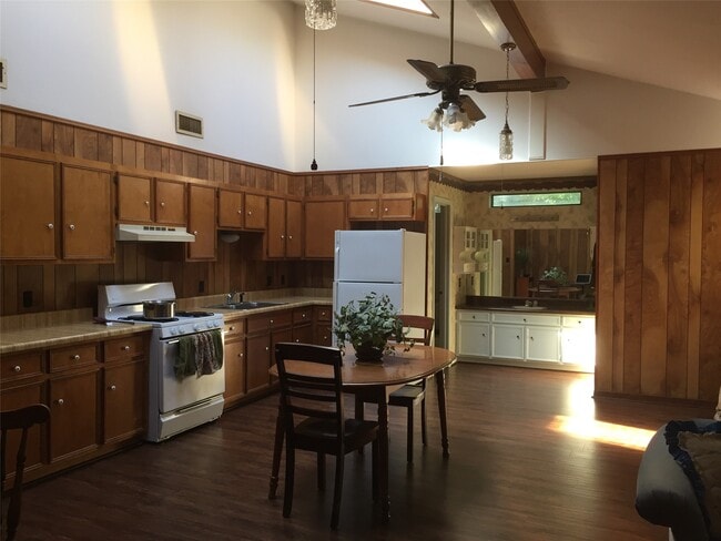 property at 2604 Bois D Arc Dr