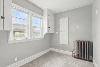 1862 Roblyn Ave, Unit #1 in St. Paul, MN - Building Photo - Building Photo