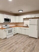 1809 Sawmill Pl in Mansfield, OH - Building Photo