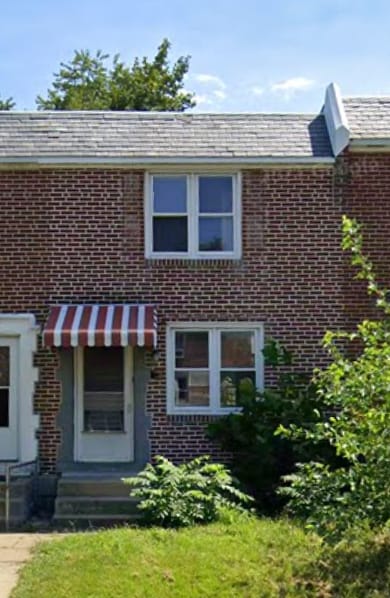property at 213 W 22nd St