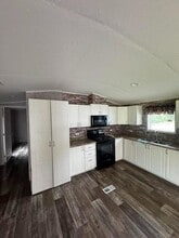 50 Old Train Rd in Greeleyville, SC - Building Photo - Building Photo