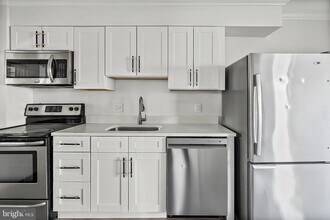 30 N Athol Ave in Baltimore, MD - Building Photo - Building Photo