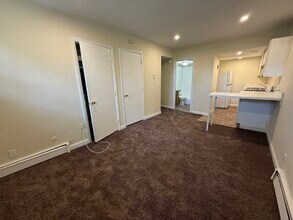 1118 Commonwealth Ave, Unit 5 in Boston, MA - Foto de edificio - Building Photo