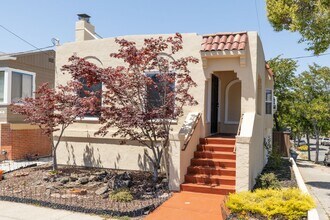 1217-1219 Virginia St in Berkeley, CA - Building Photo - Building Photo