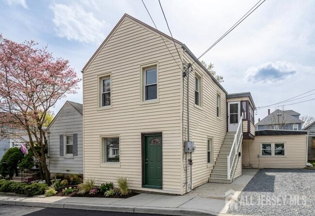 property at 29 Smith St