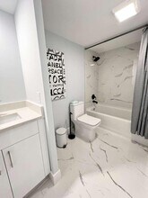 118 1st Terrace in West Palm Beach, FL - Building Photo - Building Photo