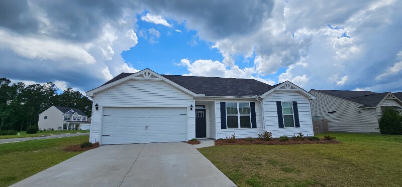 112 Wisteria Ln in Guyton, GA - Foto de edificio