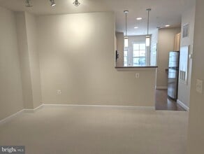 42515 Hollyhock Terrace in Ashburn, VA - Building Photo - Building Photo