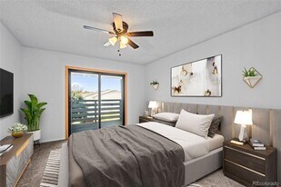 7665 E Eastman Ave in Denver, CO - Building Photo
