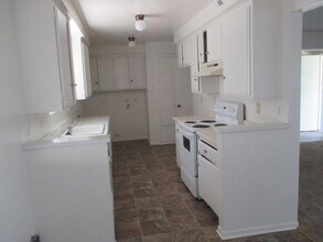 41637 Marine Dr in Hemet, CA - Building Photo - Building Photo