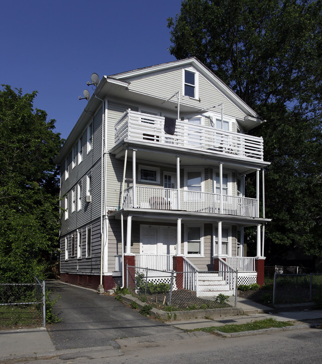 77 Harriet St in Providence, RI - Foto de edificio