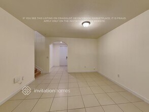 121 SE 35 Ave in Homestead, FL - Foto de edificio - Building Photo
