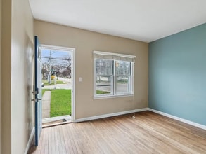 142 East Ave N in Battle Creek, MI - Building Photo - Building Photo