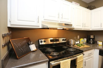 Merritt at Sugarloaf in Duluth, GA - Foto de edificio - Interior Photo