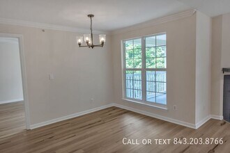 700 Daniel Ellis Dr in Charleston, SC - Building Photo - Building Photo