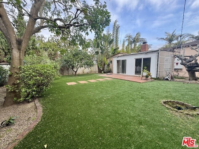 4085 Michael Ave in Los Angeles, CA - Building Photo - Building Photo