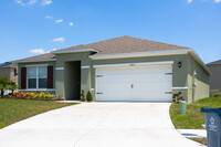 1 Grove Branch Rd in Wahneta, FL - Foto de edificio - Building Photo