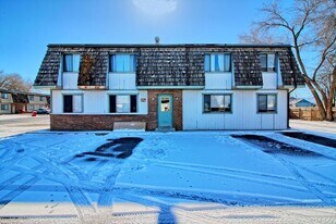 455 Topaz Dr in Clifton, CO - Building Photo