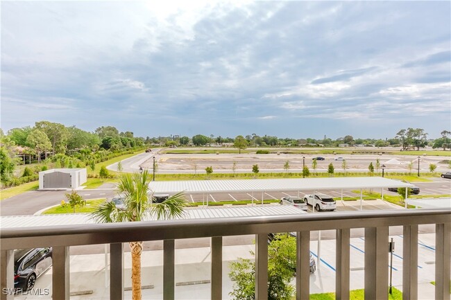 18461 Copperhead Dr in Lehigh Acres, FL - Building Photo - Building Photo