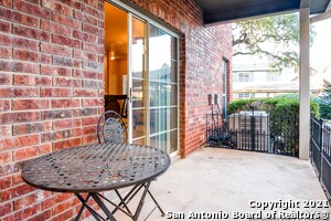32 Chapel Hill Cir in San Antonio, TX - Building Photo - Building Photo