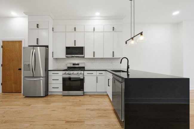 property at 525 Washington St