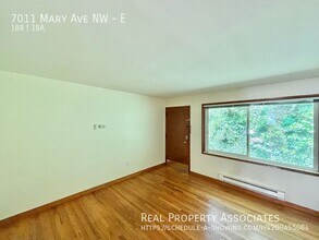 7011 Mary Ave NW in Seattle, WA - Foto de edificio - Building Photo
