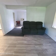 1420 Lake Disston Dr in Bunnell, FL - Building Photo - Building Photo