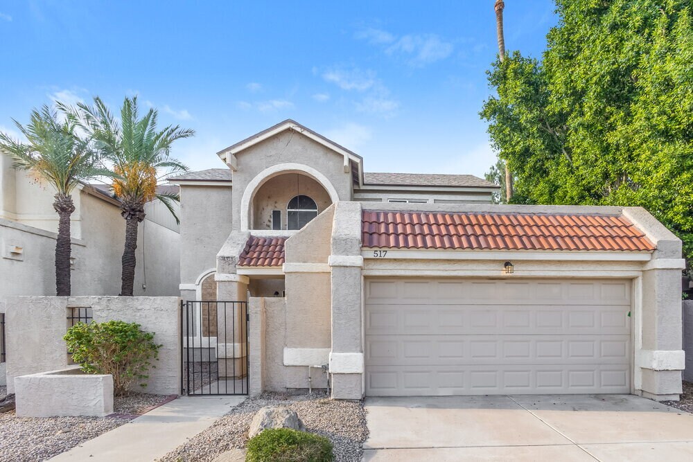 517 E Kristal Way in Phoenix, AZ - Building Photo