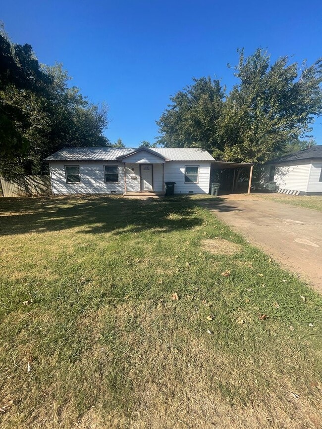 property at 4421 SE 39th St