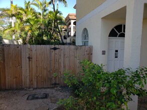 3356 Bird Ave in Miami, FL - Building Photo - Building Photo