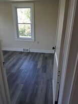 105 Theron St, Unit 2R