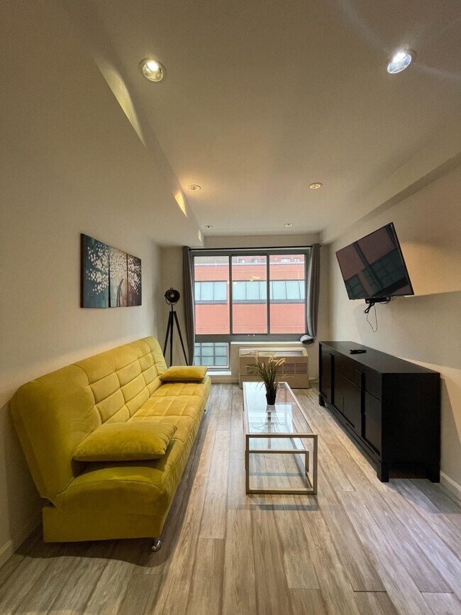 property at 521 W 48th St