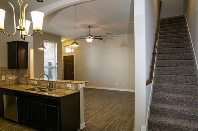 117 Calm Water Loop in Bastrop, TX - Building Photo - Building Photo