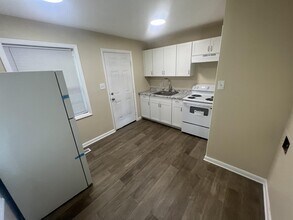 1934 Harris St-Unit -1 in Fayetteville, NC - Building Photo - Building Photo